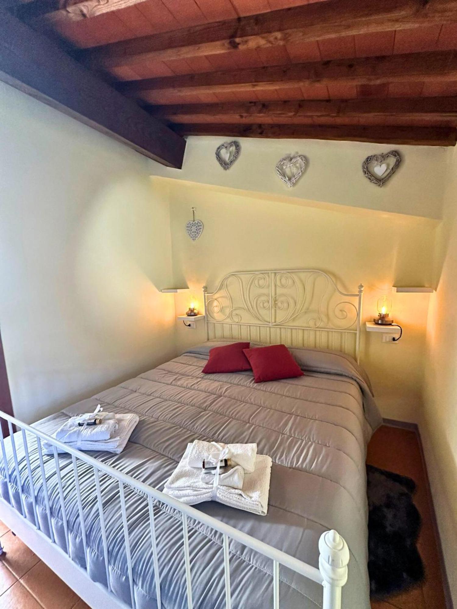 Agriturismo Tassinaia Pontassieve Kültér fotó